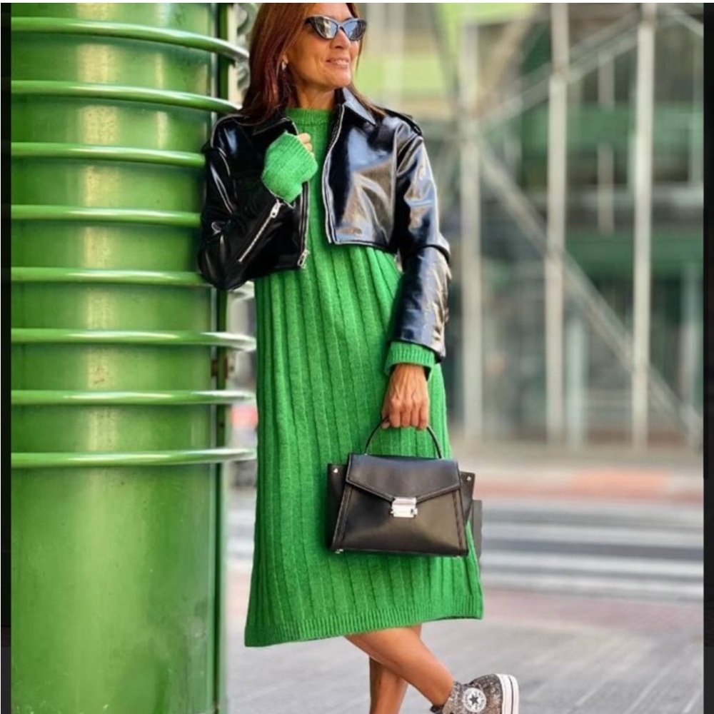 🟢 ZARA Bloggers Fav Long-Sleeved Ribbed Knit Midi Dress Size SM. Sweater Dress - Picture 15 of 16